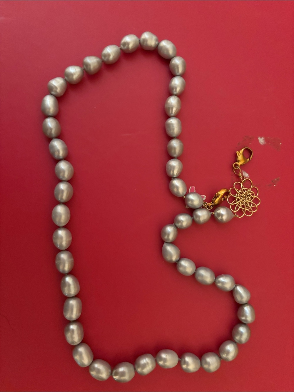 Gold-Clasp Grey Pearl Necklace